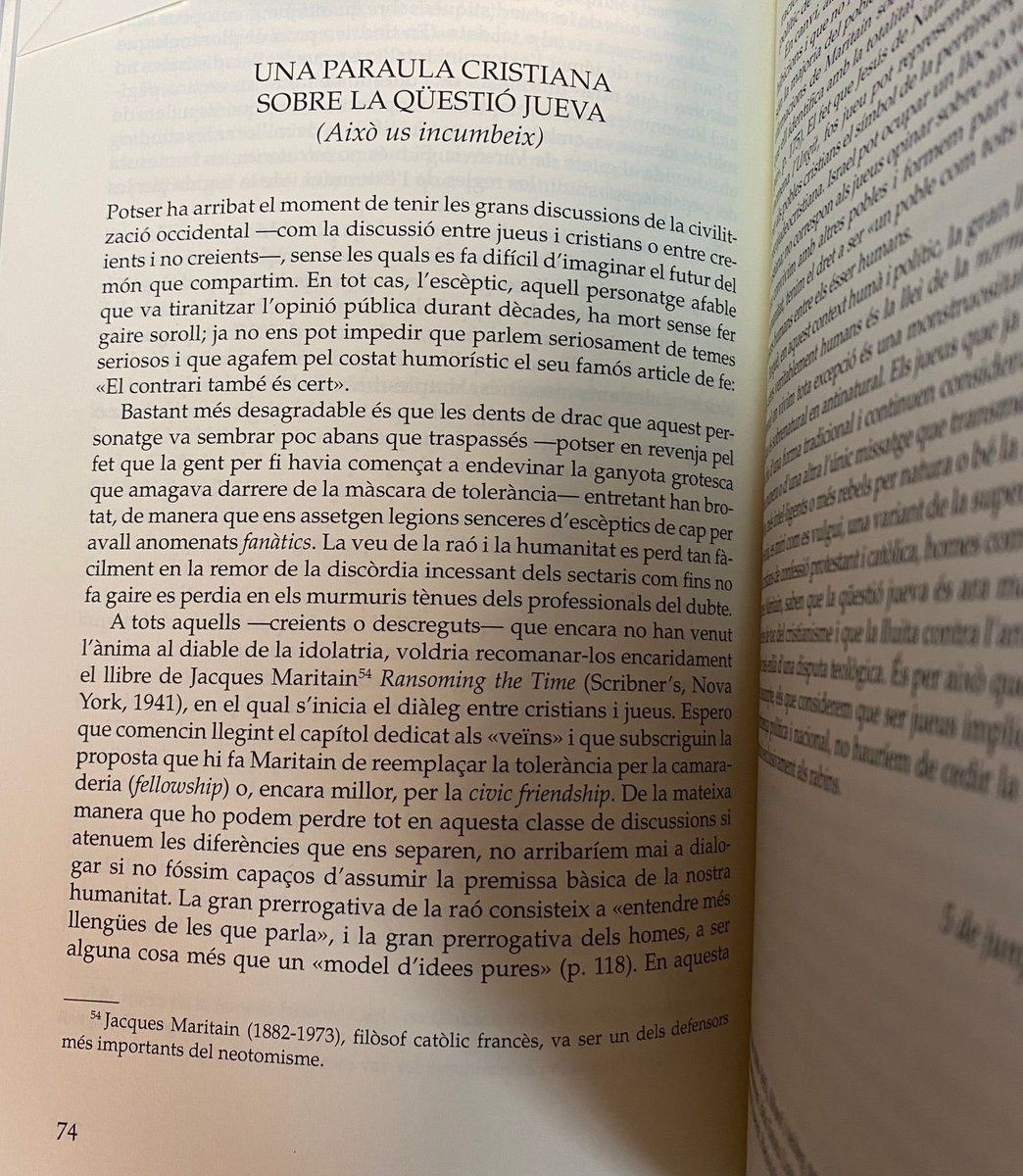 KevinRequena's tweet photo. “La humanitat es perd fàcilment en la remor de la discordia incessant dels sectaris[...] La gran prerrogativa de la raò consisteix en entendre més llengües de les que es parla. La gran prerrogativa és ser alguna cosa més que un model d’idees pures” https://t.co/kcsAjyqSew