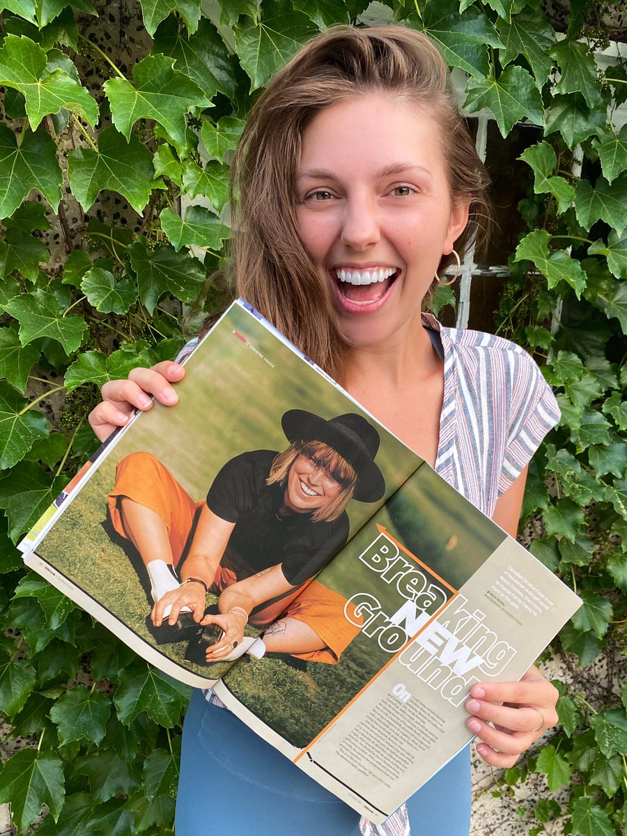 . <a href="/jasonSCOREGolf/">Jason Logan</a> took a chance on a talented lifestyle photographer to shoot <a href="/cfgolfdesign/">Christine Fraser</a> for <a href="/SCOREGolf/">SCOREGolf</a> #Top59 public course issue. 
Today @madizen_yoga experienced the pure joy of seeing her work in a national magazine….&amp; a shared byline with her proud dad 🥲