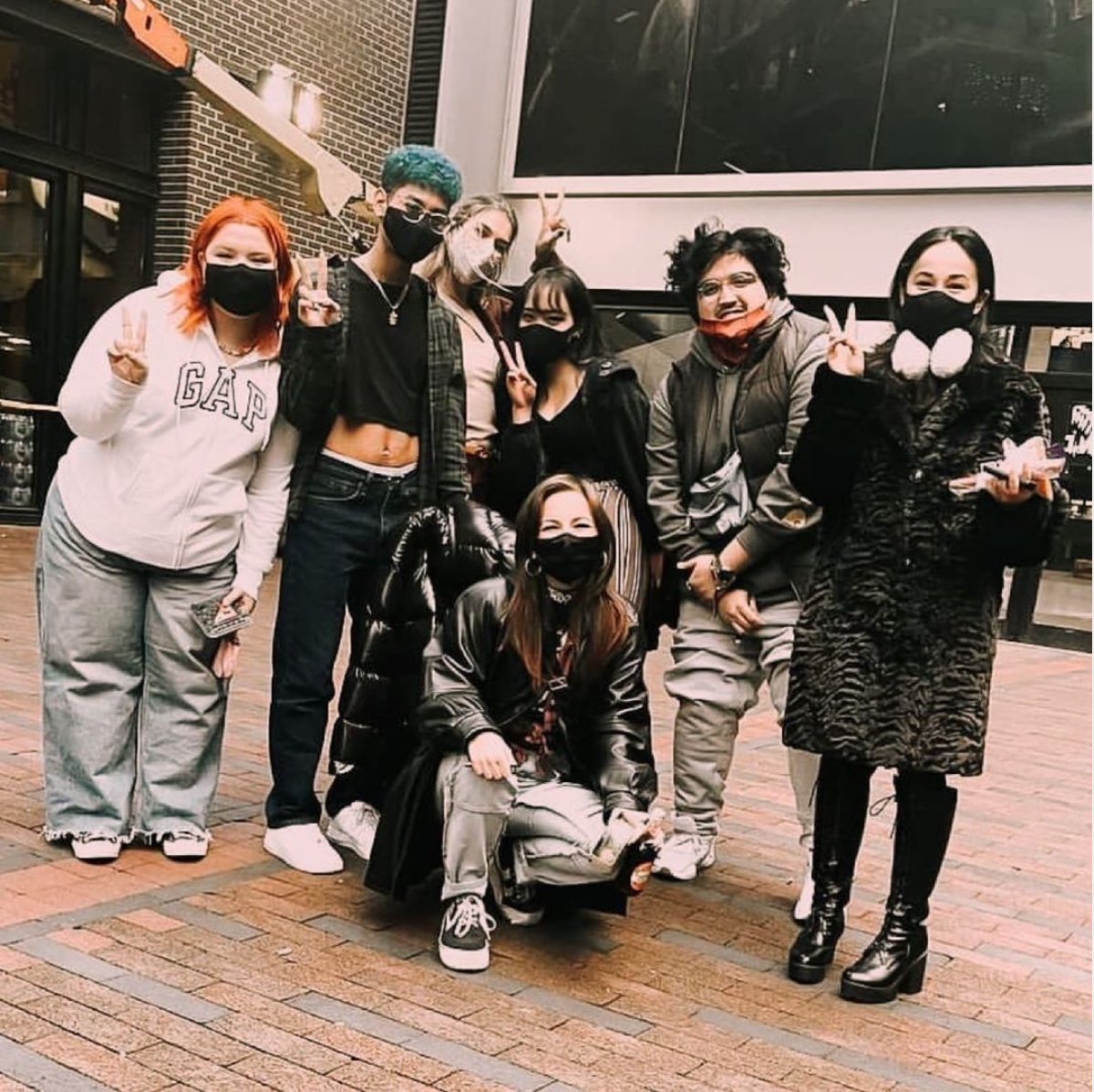 JCInstitute's tweet image. Fashion Class 171 invites you to tune in today at 6PM 2021 via JCIʼs YouTube channel, to watch their long-awaited fashion show, What We Think What We Are. 

Click here subscribe now 👉  youtube.com/channel/UCKYKc…

#fashionshow #virtualfashionshow #fashionschool