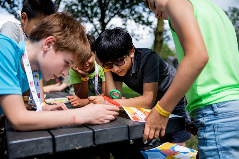 Wetenschapsknooppunt Universiteit Utrecht (@wkuu_utrecht) on Twitter photo De allereerste outdoor-editie van Summerschool Junior is afgelopen. Wat hebben we de afgelopen weken genoten van alle 300 nieuwsgierige en enthousiaste deelnemers in de prachtige <a href="/UUBotu/">Botanische Tuinen UU</a>! De allereerste outdoor-editie van Summerschool Junior is afgelopen. Wat hebben we de afgelopen weken genoten van alle 300 nieuwsgierige en enthousiaste deelnemers in de prachtige <a href="/UUBotu/">Botanische Tuinen UU</a>!