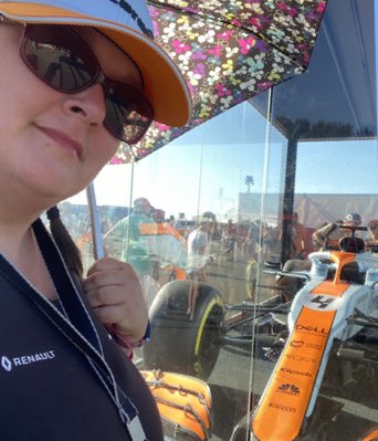 Aimee_J_'s tweet photo. #NewProfilePic the old one was me wearing what I thought was Fernandoโs special last race T-shirt ๐คฆ๐ปโโ๏ธ
#GulfXMcLaren #BoldIsBack https://t.co/50P2zrBsNt