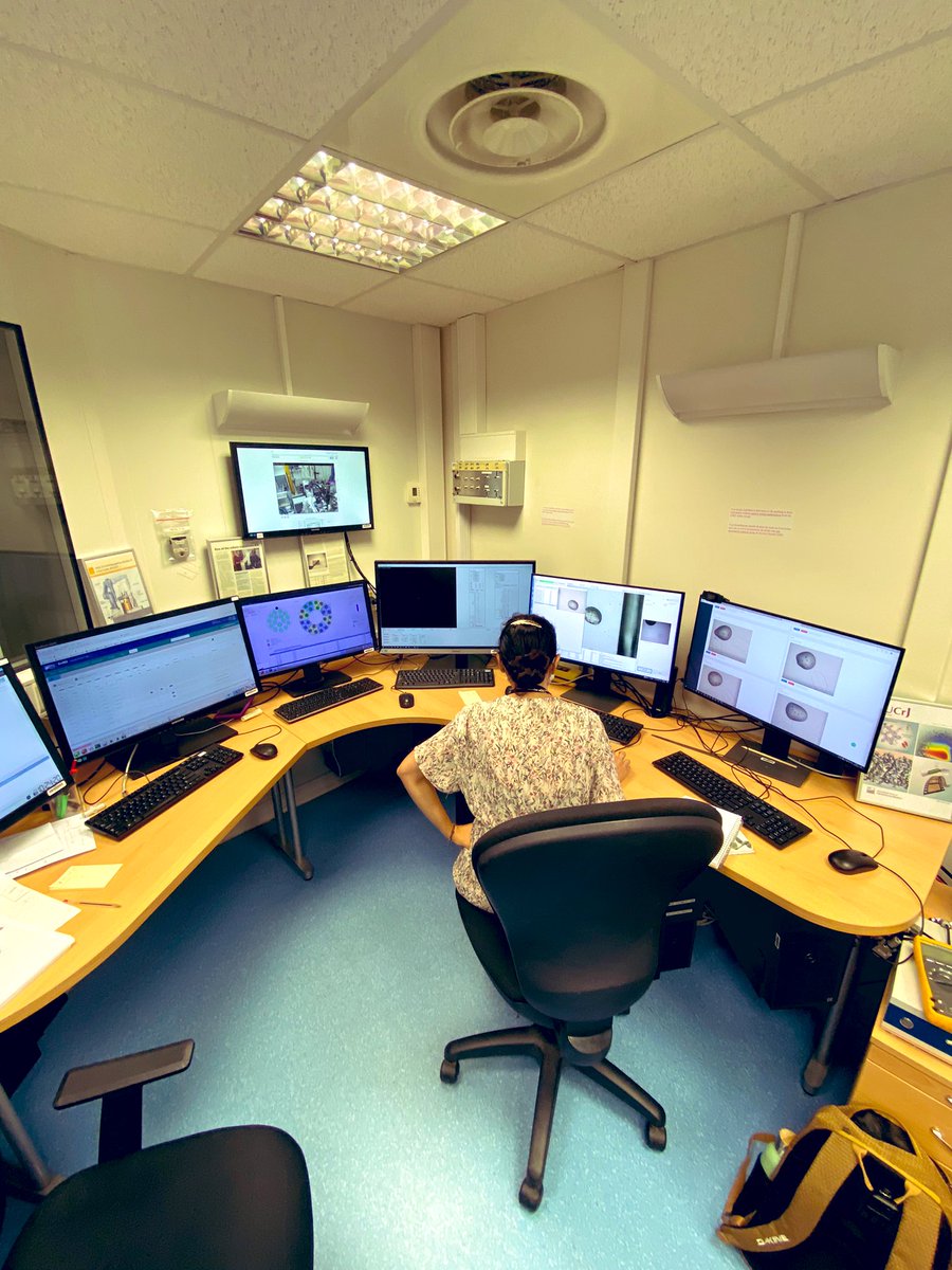 ID30_MASSIF1's tweet photo. Approaching ultimate automation in MX! The last week has been spent commissioning the @EMBLGrenoble CrystalDirect π€ @ID30_MASSIF1 We will soon offer fully automatic mounting of crystals from trays for cryo or room temperature experiments π https://t.co/DFWizXLiZt https://t.co/4PGjjr3qGd