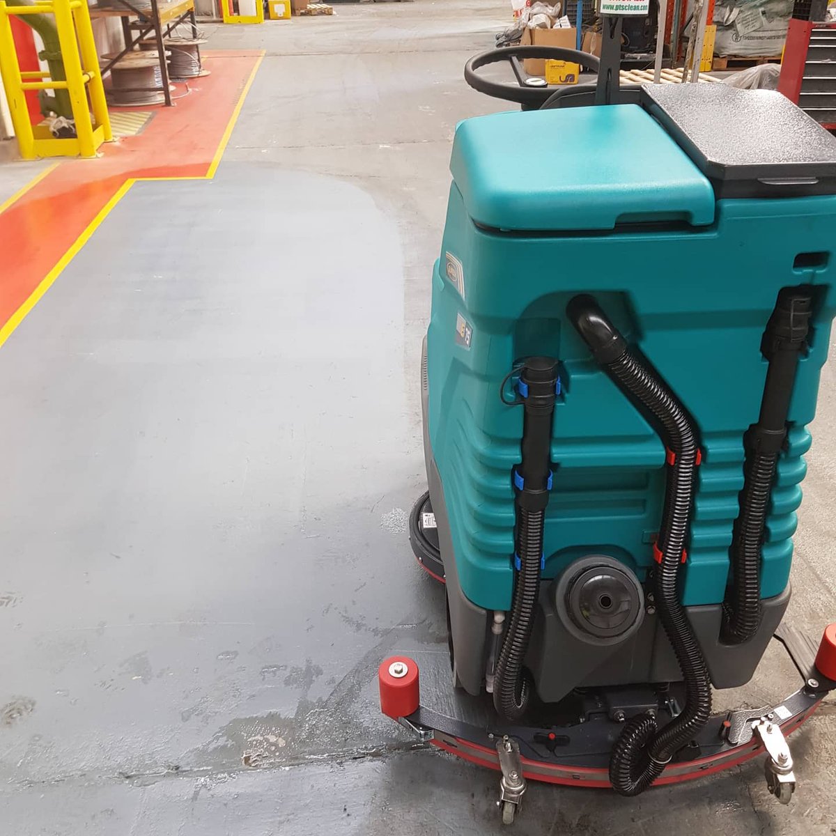 ptsclean's tweet photo. Dirty Floor? Oily Floor? Stained Floor? Just Needing To Maintain A Good Clean Floor? We Have Floor Scrubber Dryer Available For Hire In Stock Ready To Go π΄σ §σ ’σ ³σ £σ ΄σ Ώ Call 0141 647 4200 #TheCleaningMachinePeople #PTSClean https://t.co/bqfMygP3jd