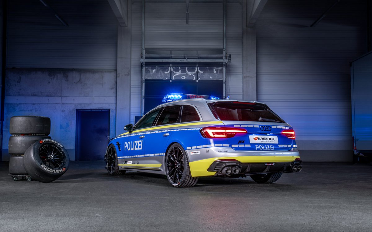 TUNE_IT_SAFE's tweet photo. Den ohnehin schon recht kraftvollen und dynamischen Audi RS4 Avant haben die Kemptener Tuning-Spezialisten von ABT Sportsline für TUNE IT! SAFE! zum ABT RS4-R im originalen Polizei-Look veredelt. #tuneitsafe #TISonTour #ABTSportsline #Audi #Polizei #Hankook #Hella #Foliatec https://t.co/lAS2FNh84D