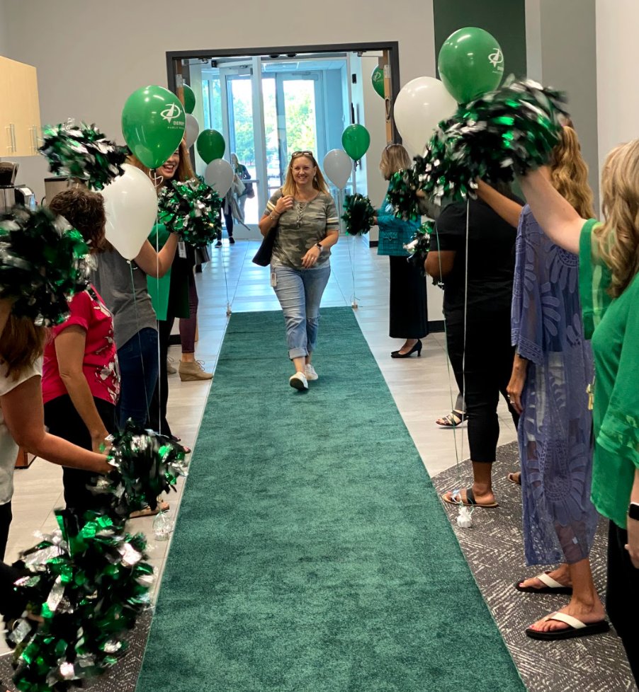 DerbySchoolsKS's tweet photo. New educators received the "green carpet" treatment and a cheerful welcome to their new teacher training today. Welcome to Derby Public Schools. We are glad you chose Derby!

#DerbyProud #DerbyBack2School https://t.co/LrjL0DrYtK