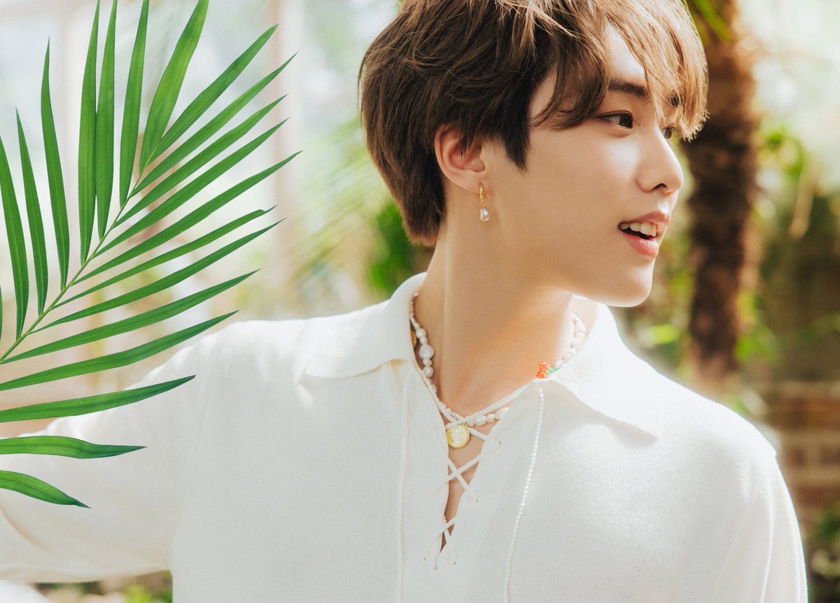 jcbthings's tweet image. SPLASH BANG KICK 

#제이콥 #더보이즈