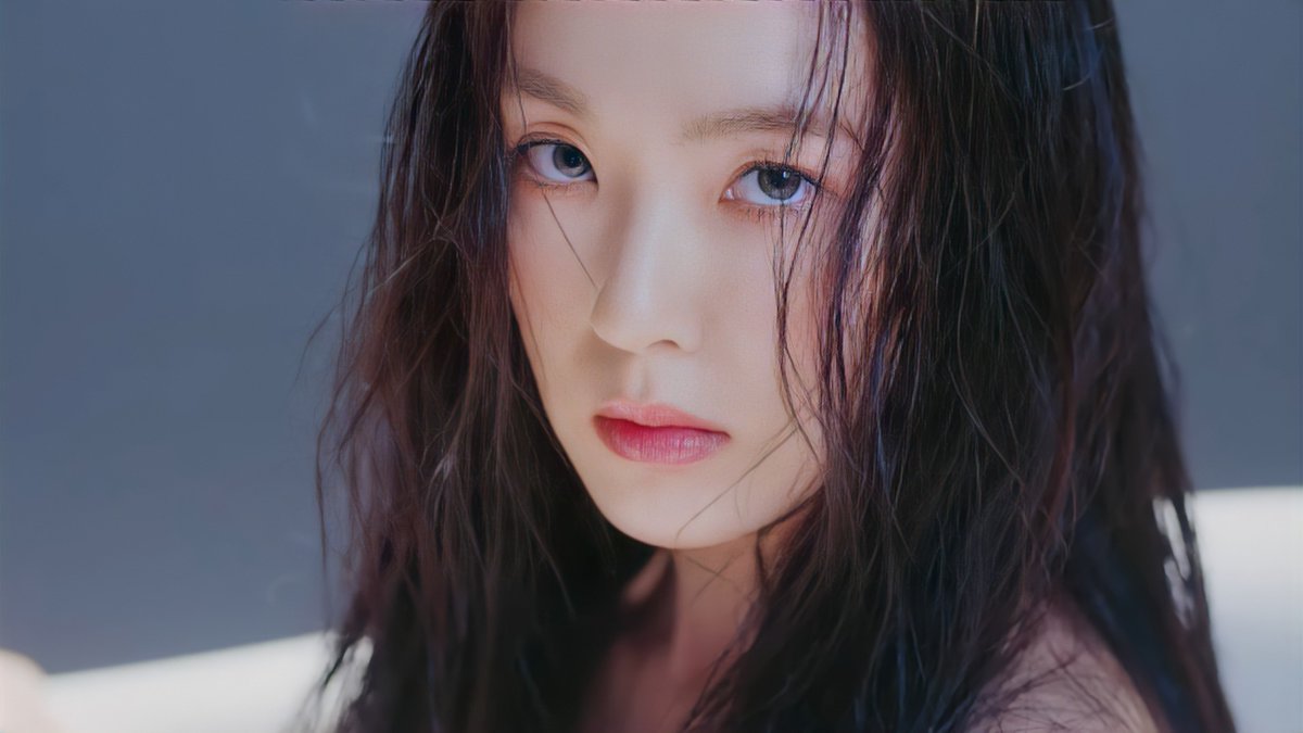 skaewrites's tweet photo. I enhanced these favourite frames of mine. AHHH Our Goddess of Peace is finally BACK!
Drop tags!
Our Queen Irene
#QUEENS_IRENE
#Queens_Mystic_General_Store
#레드벨벳 #FlyHighSky
@RVsmtown https://t.co/HH9NreuL1Y