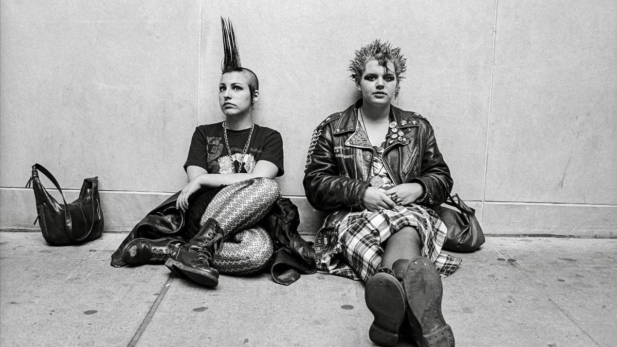 Photos that prove there was nowhere like New York in the 80s!

Hazel Hankin discusses her never-before-seen street photography.

Read more: i-d.vice.com/en_uk/article/…