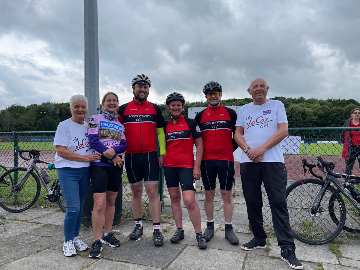Roberttown Community Cycling Club tweet media