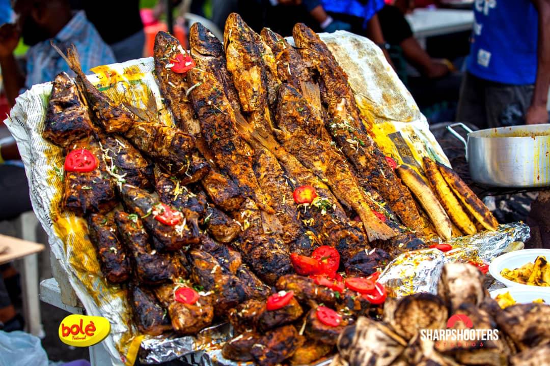 auntyoma_'s tweet photo. The Theme of this year's Bole Festival is "Home Coming", e get why, no ask me, wherever you are, anchor the ship. 
They made it 2days so you won't miss any. 

Get tickets at https://t.co/OvrNm6Zn8z

For enquiries: Dm @bolefestival

#bolefestival21 https://t.co/ONwyJs1bE1