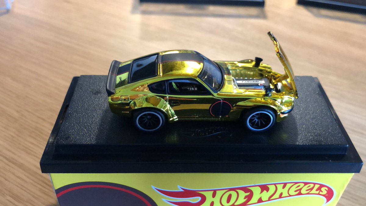 Been a long wait but the #datsun240z  #RLC #hotwheels has arrived 💛🇯🇵🇯🇵#jdm #datsun #hotwheelscollector #hotwheelsuk @HotWheelsHype @Hot_Wheels @DiecastAddicts @DjTonyStark1 @ThePollitt @marcus_t_ward @juanmasansev