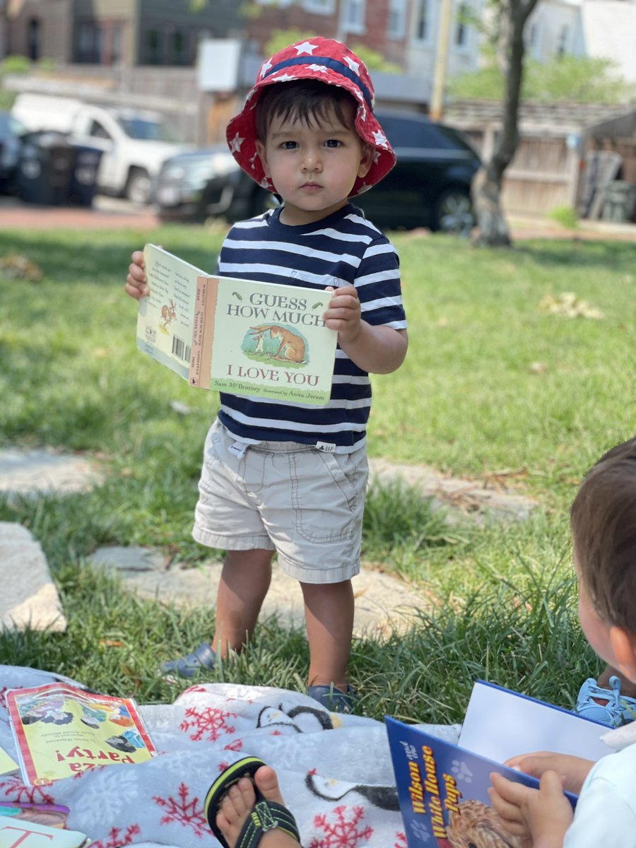 ZACHARYSBOE5's tweet image. I was glad to team up with Commissioner Holliday for today’s reading in Bloomingdale. Llama Llama Red Pajama by Anna Dewdney is another hit with Ward 5’s littlest readers. Join us next time!