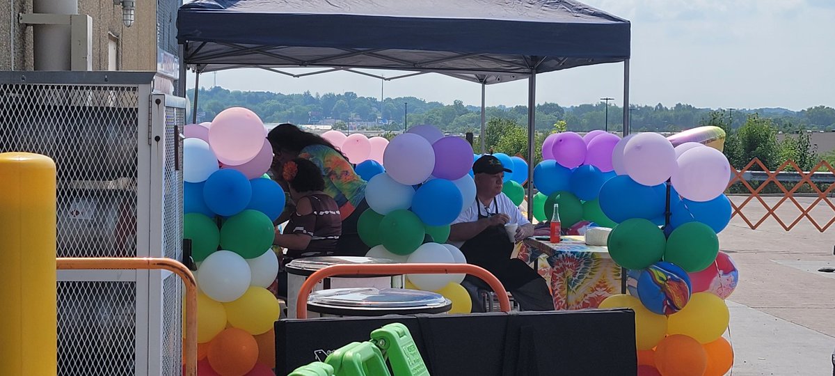 Celebrating 5 yrs Safe at 3883 Zanesville! <a href="/wendyrr7/">THD@WendyRamjas</a> <a href="/sours25/">Stephanie</a> <a href="/MelissaRuh/">melissa ruh</a>