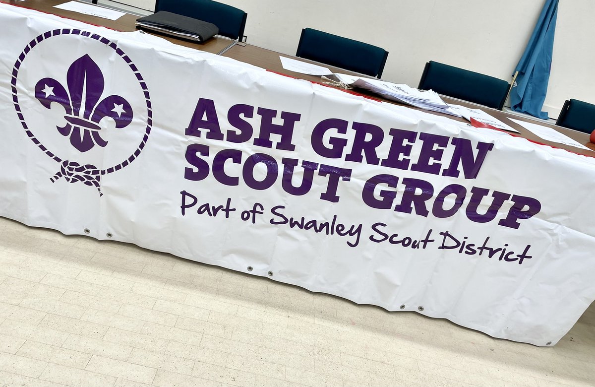 tracy76wood's tweet photo. @AshGreenScouts AGM, supplying plenty of refreshments for their Bbq and smores ❤️#ItsWhatWeDo #BeingCoop #Makingafifference #Scouting #community #CAMPFIRE #newashgreen @coopukcolleague @TonyD_1 @debsj1104 @SashaBrunton1 @ShaunFishenden @PeterBatt3 @coopukpress https://t.co/f0yl4pMurC