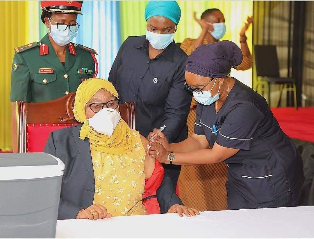 Hongera sana  Mhe Rais Samia kwa kuongoza kwa mfano. Ni wajibu wa kila Mtanzania kuchukua hatua za kujikinga na kujihadhari. “Jikinge, Wakinge Wengine. Corona inazuilika.”