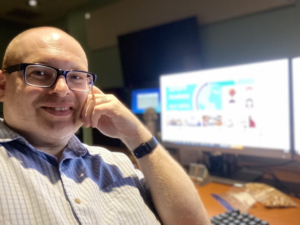 Time for the <a href="/Zoom/">Zoom</a> Academy kickoff with CEO <a href="/ericsyuan/">Eric S. Yuan</a> #ZoomEDU