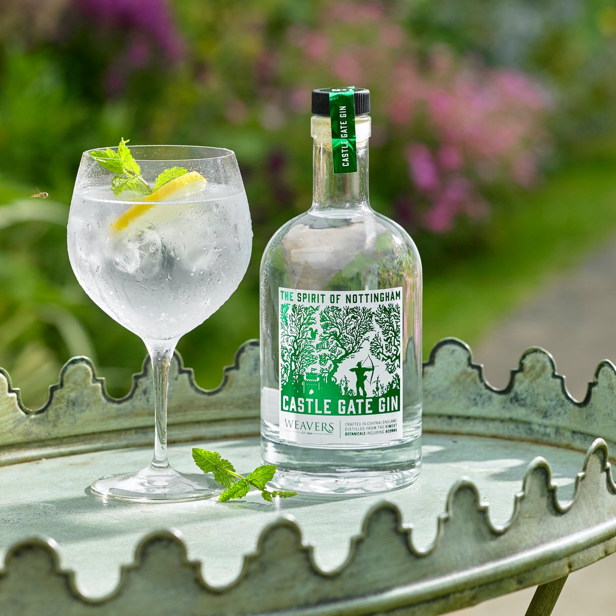 Can you spot our little friend who kindly chose to #photobomb this picture? Perhaps he or she fancied a late afternoon G&amp;T? 😆🍸 #ginandtonic
#nottinghamgin #nottingham
<a href="/weaverswines/">Weavers Wines</a> <a href="/itsinnottingham/">It's in Nottingham</a> <a href="/visitnotts/">Visit Nottinghamshire</a> #nottinghamrocks #ginoftheday #ginlovers #ginoclock #gin #gintonic
