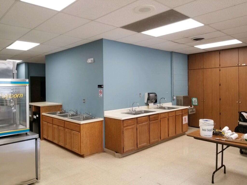 OptimallyBP's tweet photo. Thank you Ventura for helping renovate @SOE_KC for their grand reopening! We appreciate all the work you do for the community and supporting the continuance of educating children on financial literacy through School of Economics. https://t.co/ERGle93U1o
