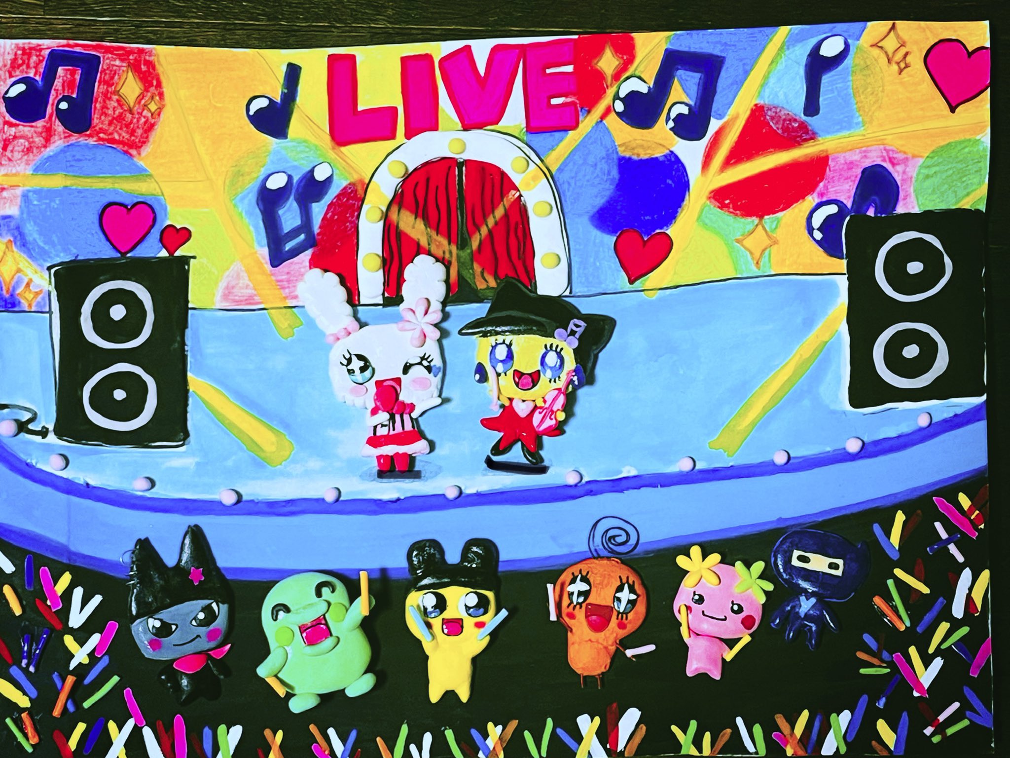 ネンドヤマ たまごっち たまごっち大好き 紙ねんど 紙粘土 イラスト たま友たちが楽しくラブリンとメロディっちのライブを楽しんでるのをイメージして作りました T Co Gib8faawrl Twitter ネンドヤマ たまごっち たまごっち大好き 紙ねんど 紙粘土 イラスト たま友たちが楽しくラブリンとメロディっちのライブを楽しんでるのをイメージして作りました T Co Gib8faawrl Twitter