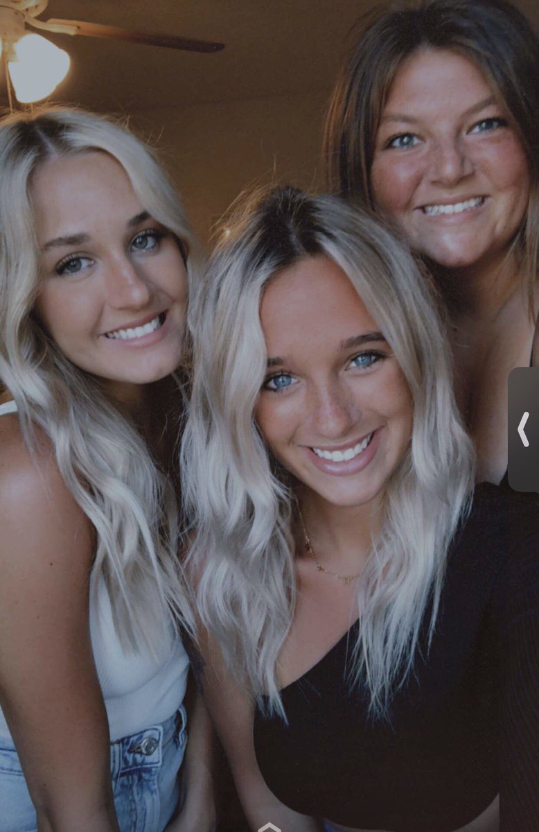 happy bithrday to my bestie <a href="/sam_papagna/">︎sam papagna ❀</a>!! 💗 i love all our crazy memories that we’ve made over the past years and i can’t wait to make more!! love you forever <3