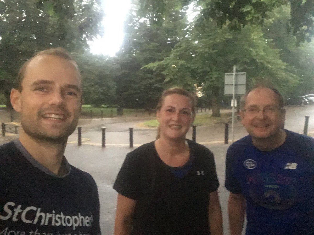CommFundStC's tweet image. We narrowly missed the rain on our London Marathon team training run this evening! 😃

Great to meet Steve and Kirsty properly and to hear how well they’re doing with their training. Keep up the great work guys!