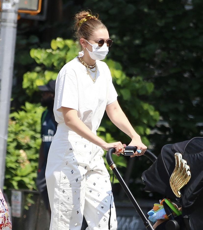 TheGigiDaily's tweet photo. #GigiHadid in New York today!
July 28th 2021
📸 @GiforceWorld https://t.co/UmiKwcaWTW