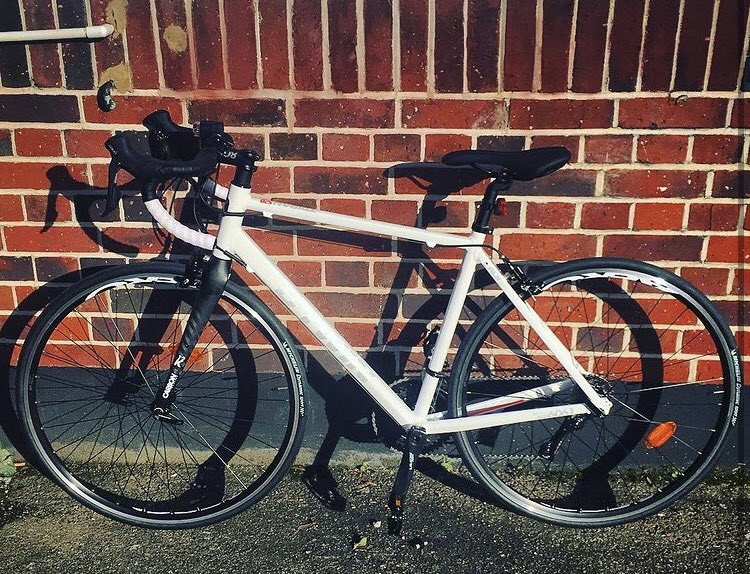 Devastated to leave work and find my bike has been stolen from the ‘secure’ bike shed at the hospital. Please can people buy their own bikes and stop stealing from NHS staff - so many thefts recently. 

Keep an eye out for my little btwin please 💔

#stolenbike #nhslife
