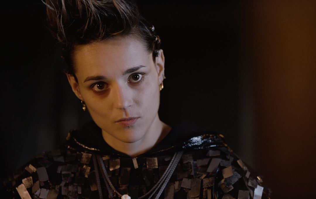 JEHNNY BETH tweet media