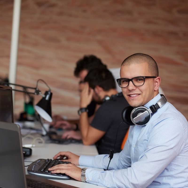 TheAzureExperts's tweet photo. Azure Site Recovery guarantees organizations will continue to operate and save critical data even during a downtime. https://t.co/OSYUwHWp3c https://t.co/zbwS79fpK0