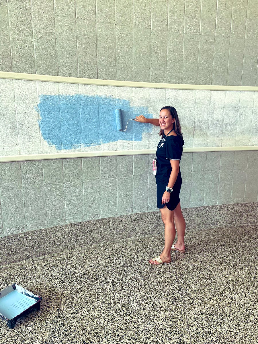 It’s sunny and bright and the sky is blue and guess what so is the new paint color at our school!! #CrabCrew getting things done! Special thanks to our #AACPSAwesome facilities team for making this happen!