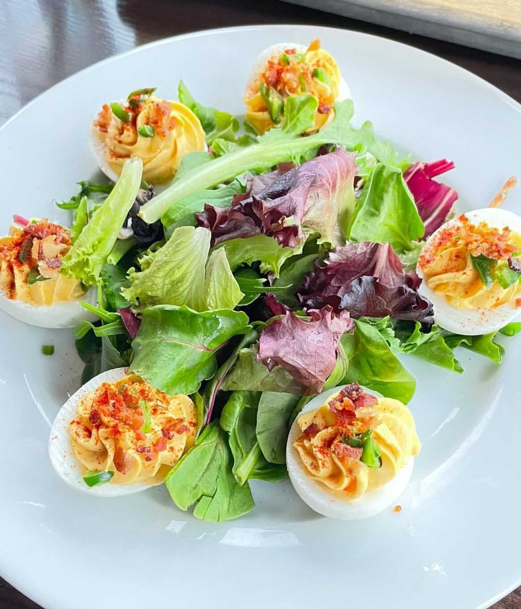 Champps's tweet image. Start your meal off right with an order of our Deviled Eggs! Topped with bacon and jalapeno, it's the perfect bite!
(📷: @eatminnesota)
