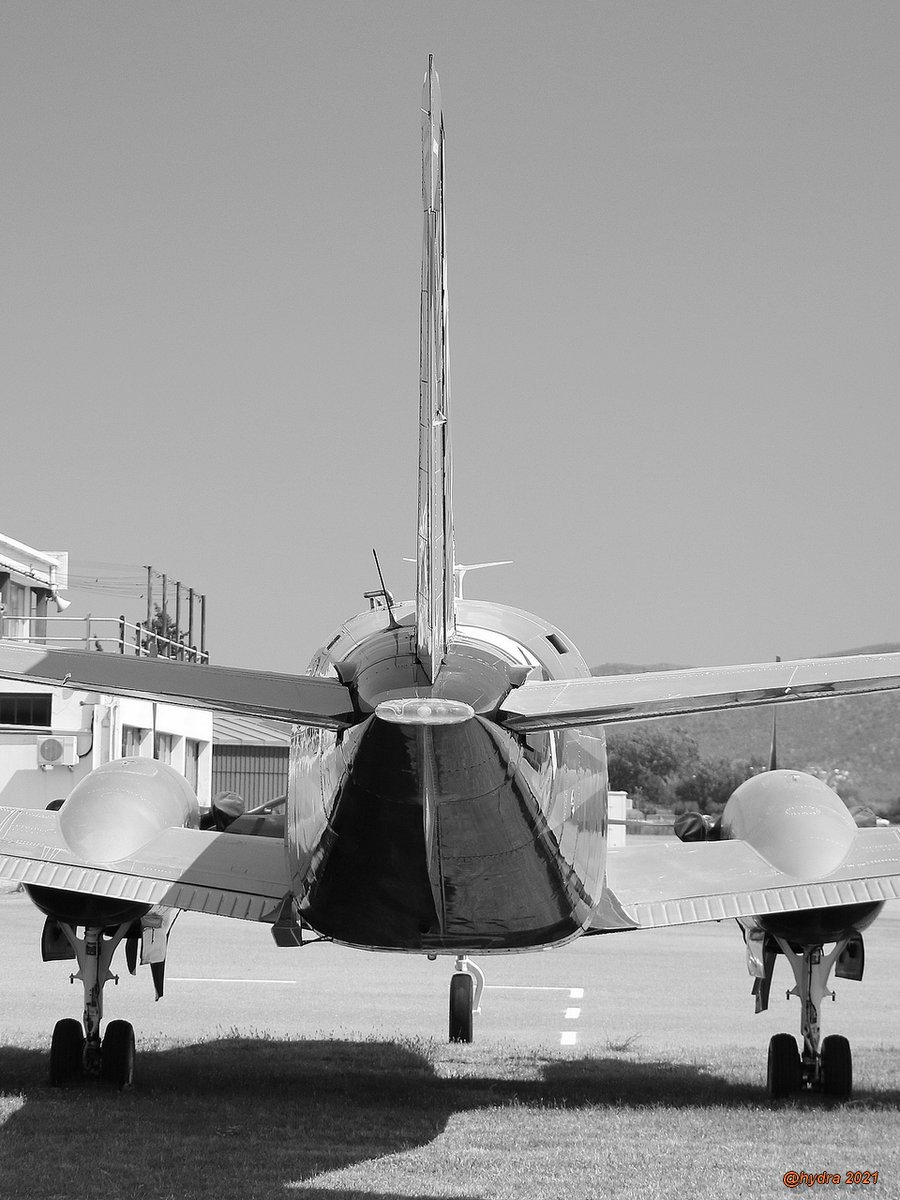 hydra_66's tweet photo. un petit jeune, #Beech99 "Airliner" EC-LZK #SkyDive #EmpuriaBrava https://t.co/UIHMUQQebj