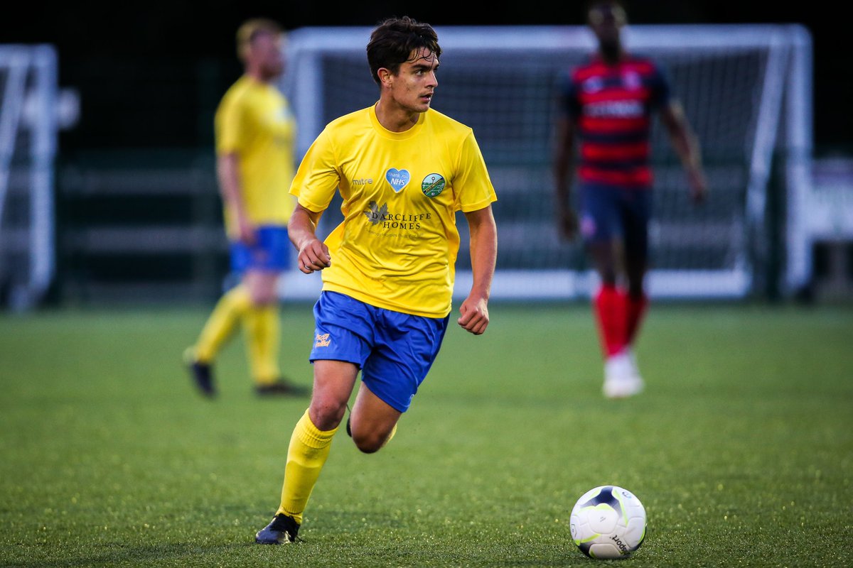 AscotUnitedFC's tweet photo. ๐ #WelcomeBackSam
Establishing himself in the first team squad last season, 17-year-old, @Sam_Evans2003 signs for 2021/22! โฝ๏ธ
https://t.co/eUnFvZJbo5 | #WeAreAscot ๐๐ https://t.co/u3Rs7HJ8vU