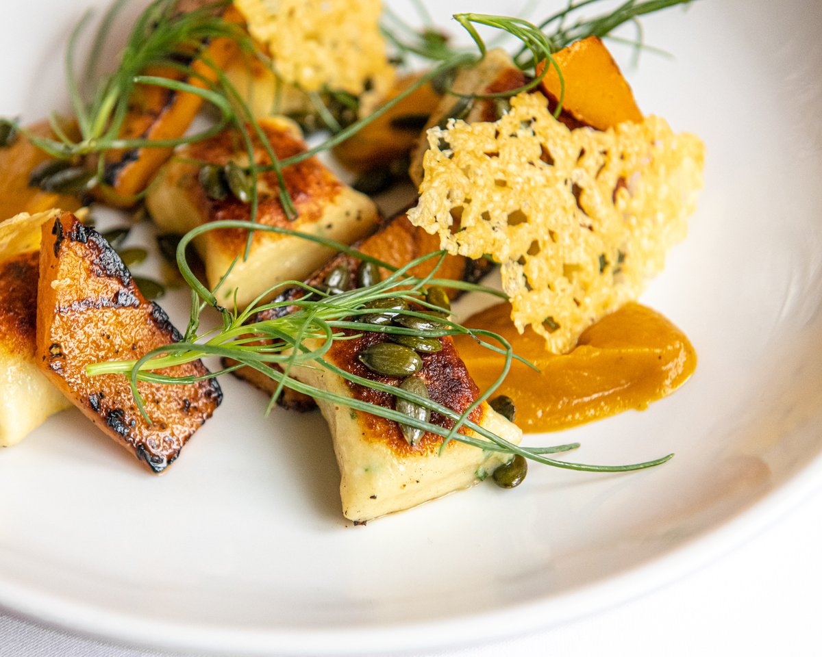 TheLyleTW's tweet photo. For a Tunbridge Wells take on classic Italian cuisine, look no further than our upcoming chive gnocchi 👌 Accompanied by butternut squash, Parmesan, and monk’s beard, its bold and bright colours are perfect for enjoying in the summer sun ☀️

#newmenu #meatfree #hospitalitylife https://t.co/1HTzVwpNlC