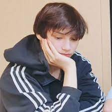 OfficialMaika's tweet photo. Me when I see my grades and their bad: #Kpop #kpop #kpopmemes #badgrade #TXT https://t.co/9VgOvghkLQ