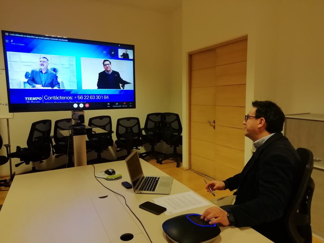 ONAR_Chile's tweet photo. El director   @jeremiasmedina en una amena y extensa entrevista en @graciatvchile donde se revisaron materias de interés para las iglesias, #PlanPasoAPaso desafíos en el marco de la pandemia, entre otros temas. https://t.co/jPmc1ObguB