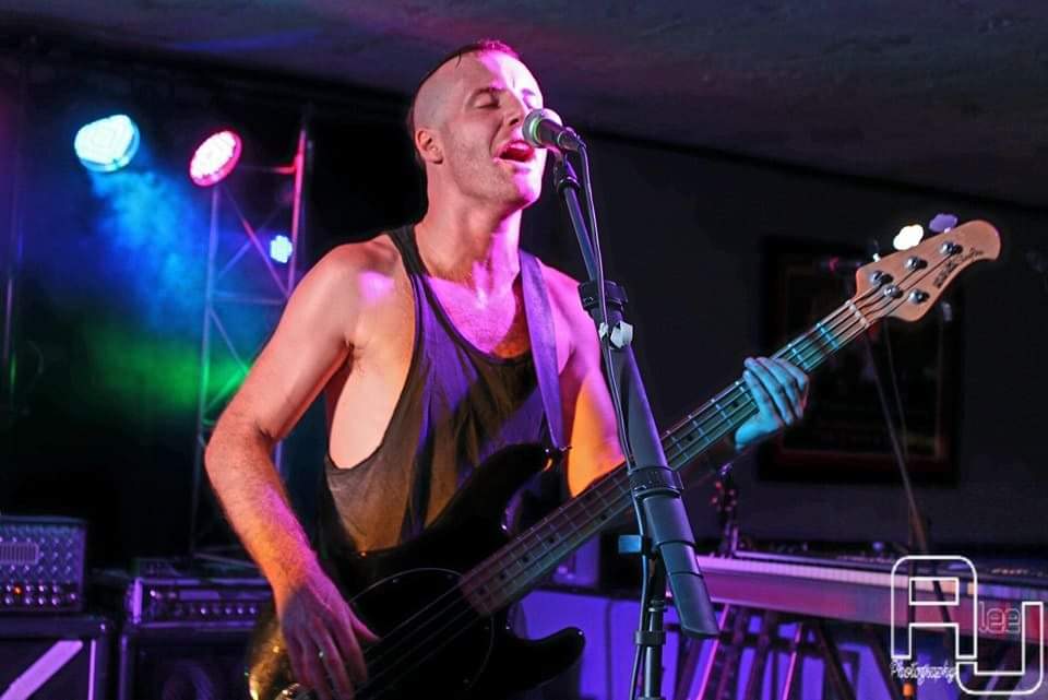 #waybackwednesday

...this wasn't that long ago....feels like it though...

#bassplayer #tensemachine #livemusic #rockband #ernieballmusicman #bassist #bass #bassdaily