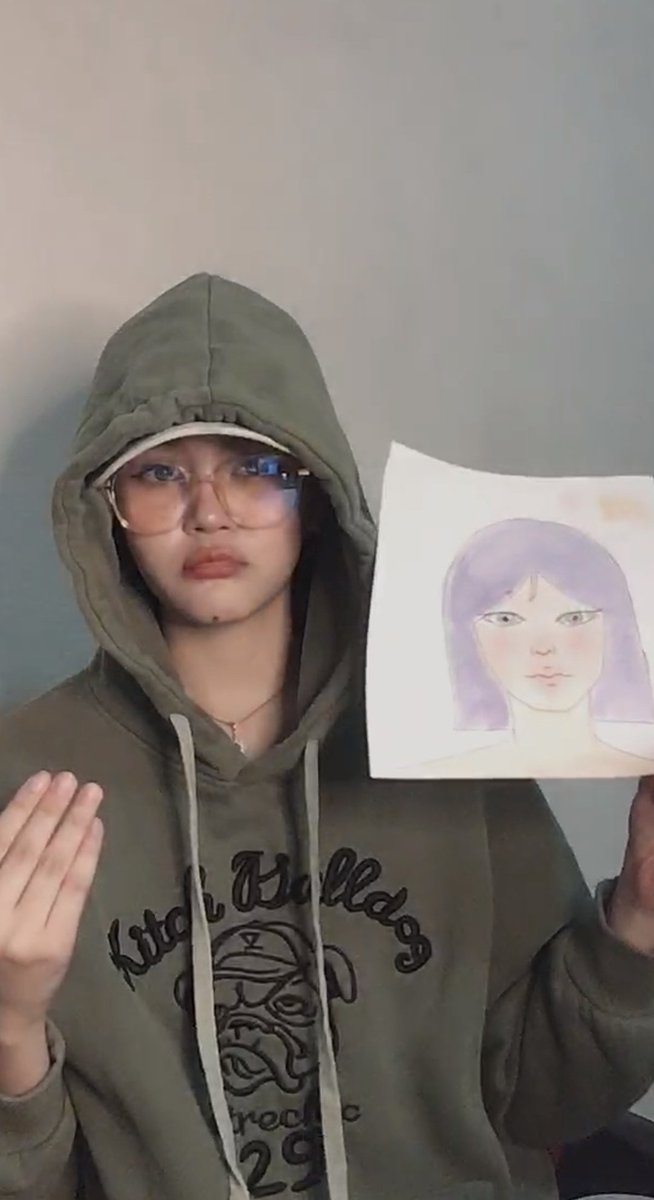 ehdimeow11's tweet photo. Hindi ako makapag active sa live mo kanina. Busy lang. Sowiiii. Pero nanonood ako. Kapag nagegets ko nangyayari nagcocomment ako. Bawi ako next time. Ang ganda mo talaga 🥺 @tam65584749 

#MNL48Sam https://t.co/AYM2wIWKVD