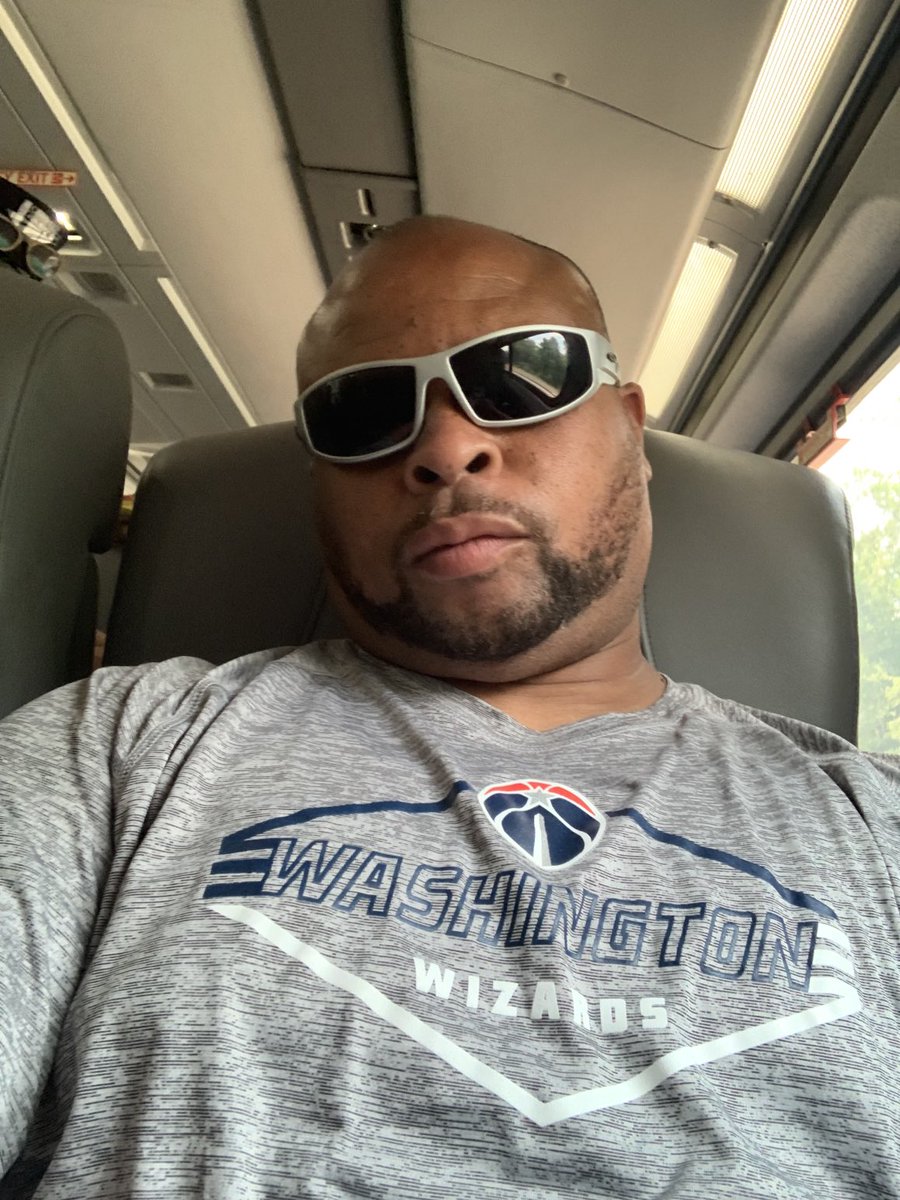 Coachdee19's tweet photo. Back on the Road https://t.co/Sks4NyDs7C