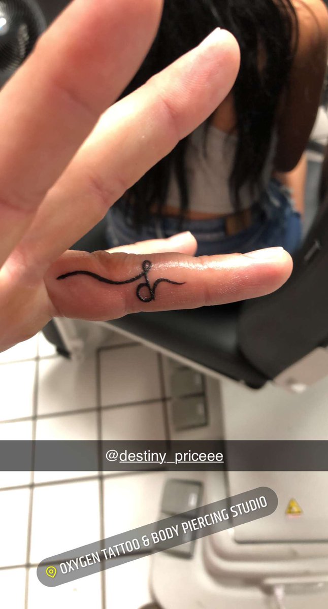 JakeShivley's tweet photo. Just for the record, tattoo’s on your finger hurt incredibly bad, but @destiny_priceee  talked me into it, love you ❤️ https://t.co/QzUsP6oM29