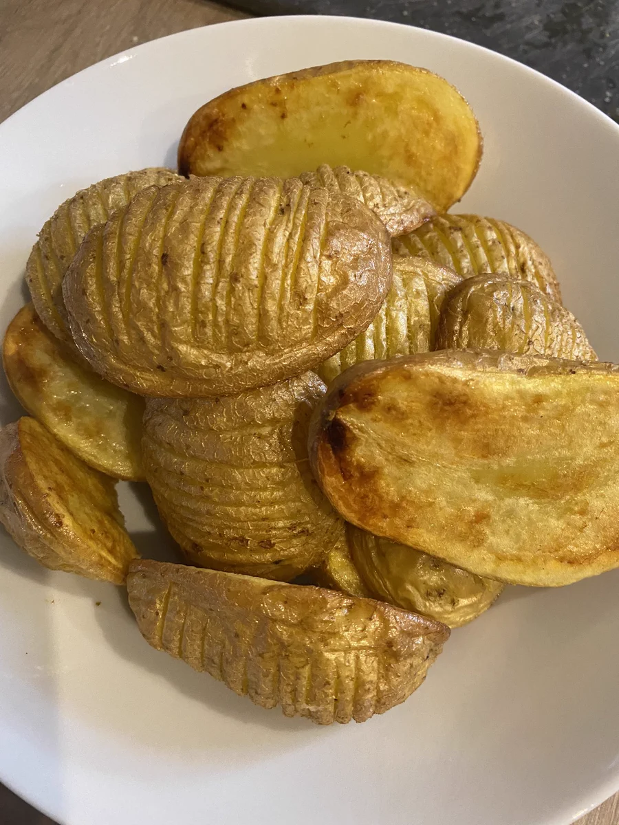 ドイツ育ちの方直伝！バターが香る焼きじゃがが美味しすぎる！