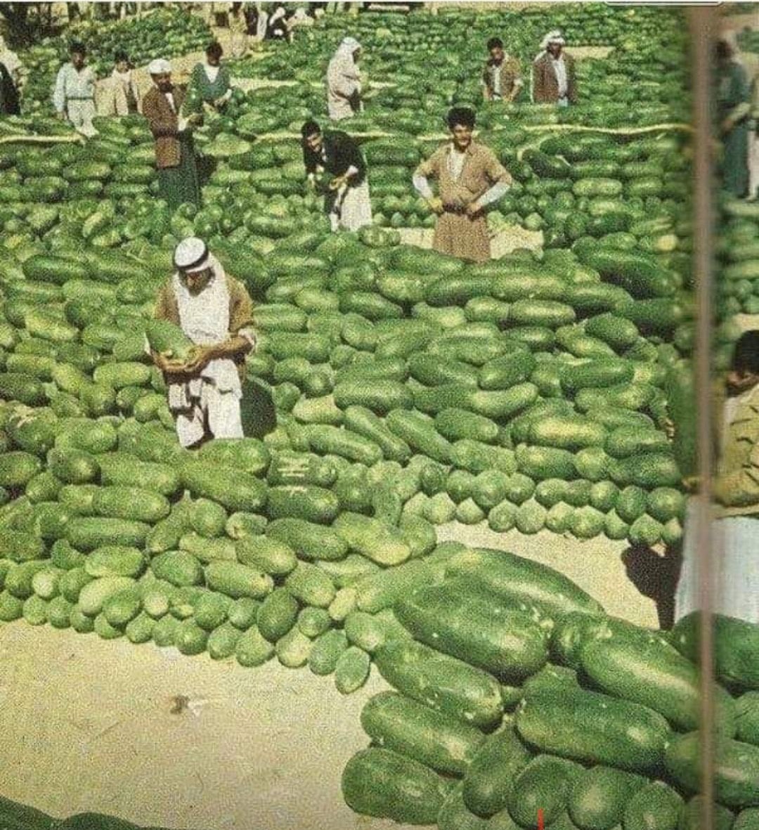 Yıl 1961 
Karpuz Pazarı