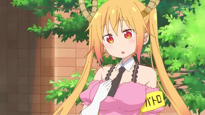 おっぱい大きい女の子の大きいおっぱいの谷間が見えそうな肩のざっくり空いたオフショルダー衣装は素晴らしいですね最後のエルマさん腐ったやつとは思えないくらいのおっぱい大きい美少女ですね今週も私は腐った奴じゃありませんでした#maidragon #小林さんちのメイドラゴン 