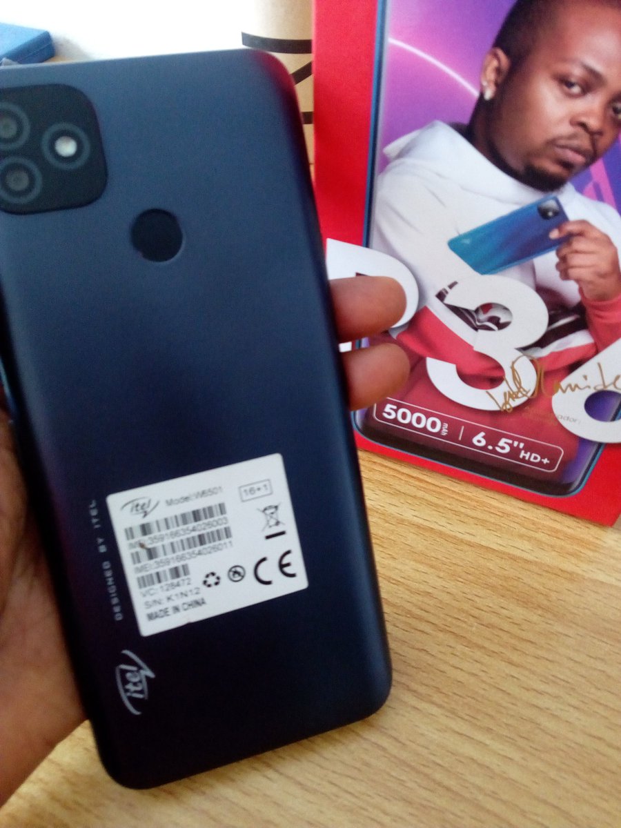Princessgoal1's tweet photo. Things we do to support Nengi's brands. @nengiofficial @itelNigeria @RemymartinNG https://t.co/cIPIuO21U6