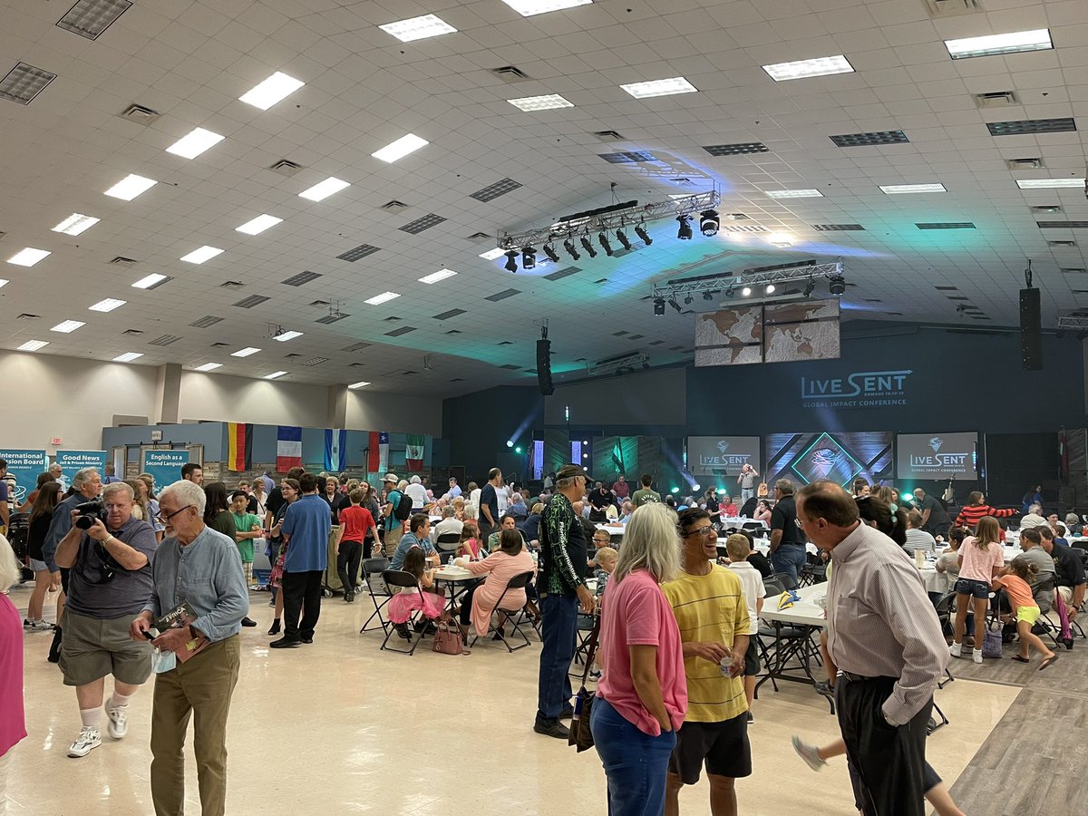 ChrisJohnsonDoz's tweet photo. What a joy to represent @LifelineChild this week at @CrossLifeFL for their #LiveSent Global Impact Conference! Great kick off tonight with awesome crowd &amp; Lifeline partner &amp; friend, Pastor @tedtraylor of @olivebaptist! Excited to see how God works!! #GIC21 #Adopt #Foster #Support https://t.co/KhqvmyvhHy