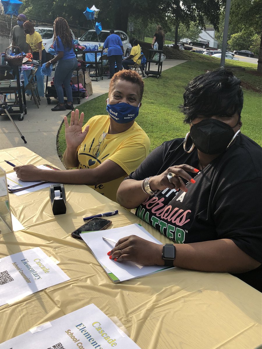 CascadeESMedCtr's tweet photo. OPEN HOUSE …. block party, family reunion, meet-up, kickback, ….. it was AllllL of that!! https://t.co/OZ9zqH9deY