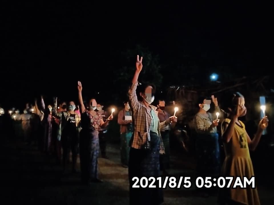 Educators and residents in Myaing Township, Magwe Region on Thursday morning staged a protest against the caretaker government formed by coup leader Senior General Min Aung Hlaing. 
(Photo: CJ) 
#WhatsHappeningInMyanmar