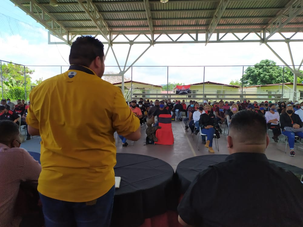 MirandaMrt2's tweet photo. Sec.Gral @WBenavides_MRT expresó: "Nosotros venimos haciendo una Gira Nacional junto a los responsables de bloques por región, la idea es crear una dinámica diferente e ir rompiendo con el control de aparato, con la rigidez, estamos en batalla construyendo el partido" 
#04Agosto https://t.co/wSEInMuU44