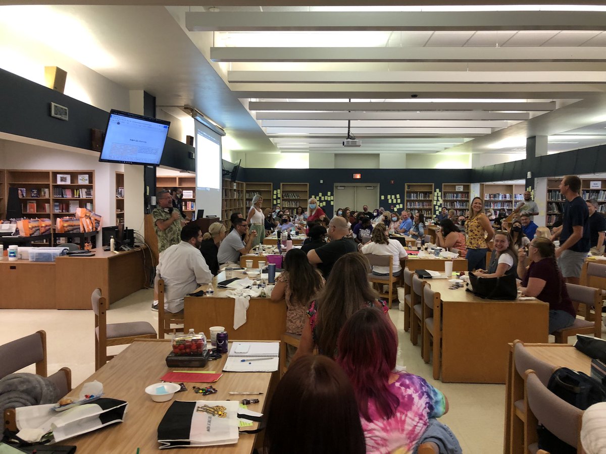 Kelly Mills Burke tweet media