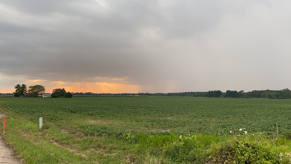 DbnHgtsPDChief's tweet image. Beautiful sky for tonight’s bike ride. #blessed! #gettinfit
